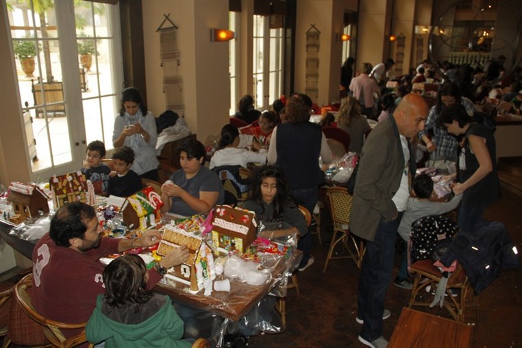 Gingerbread Houses Decoration 